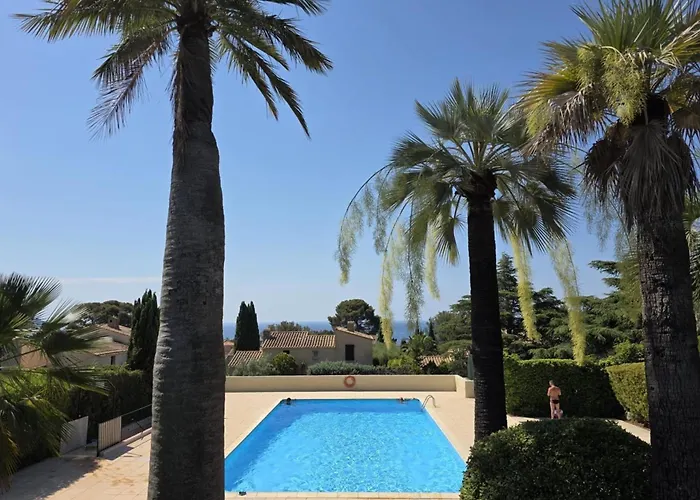 Lägenhet Bright In With Swimming Pool La Ciotat